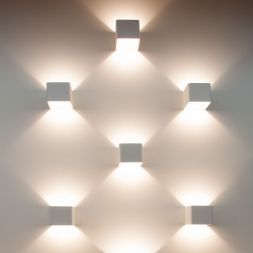 Настенный светильник Elektrostandard Corudo LED белый (MRL LED 1060)