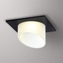 Встраиваемый светильник Novotech 370898 Lirio