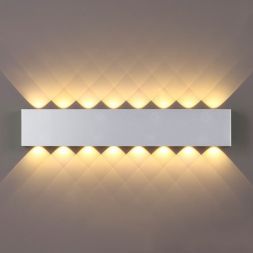 Настенный светодиодный светильник Odeon Light Magnum 4217/16WL