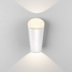 Уличный настенный светодиодный светильник Tronc IP54 Elektrostandard 1539 TECHNO LED белый