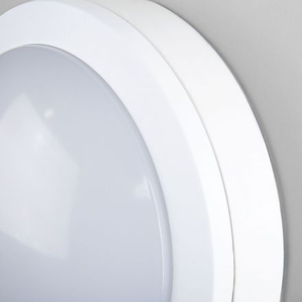 Пылевлагозащищенный светодиодный светильник Elektrostandard LTB51 LED 15W 6500K Белый