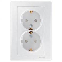 Розетка 2-я Schneider Electric Sedna Белый с/з с защитными шторками литая